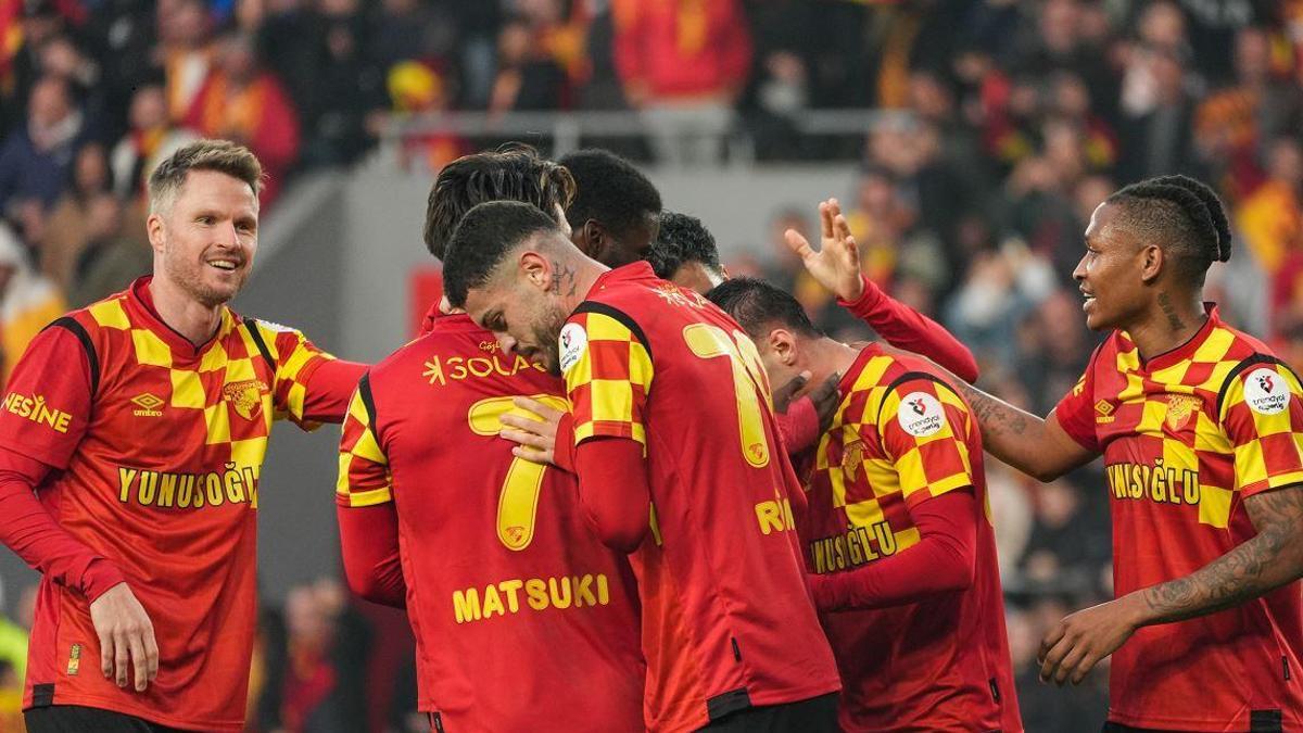 Göztepe, evinde kazanmaya devam ediyor! Çaykur Rizespor...