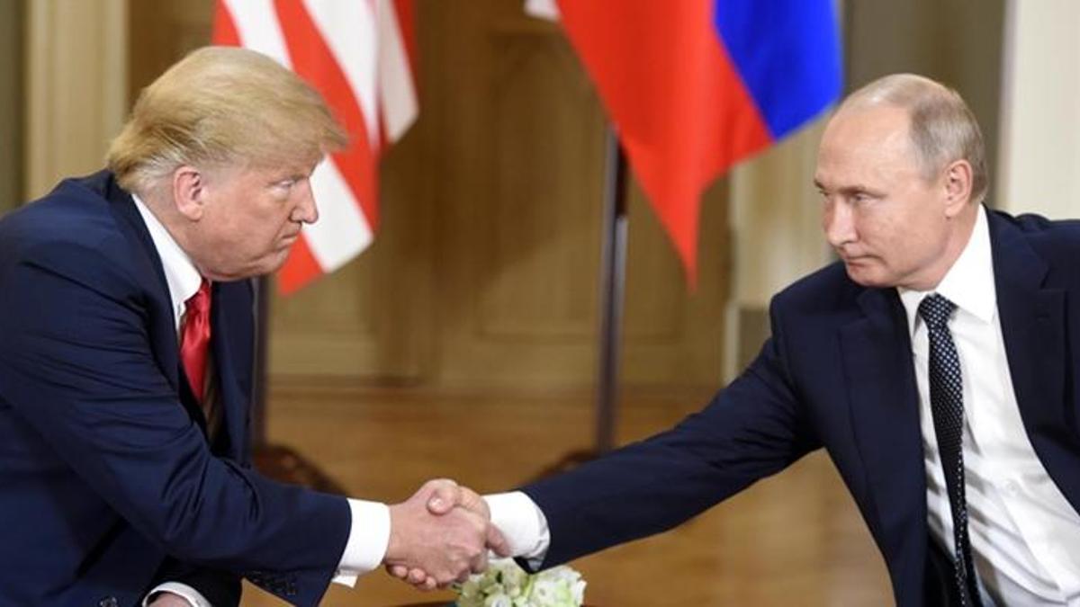 Trump'tan flaş açıklama: Putin benimde görüşmek istiyor