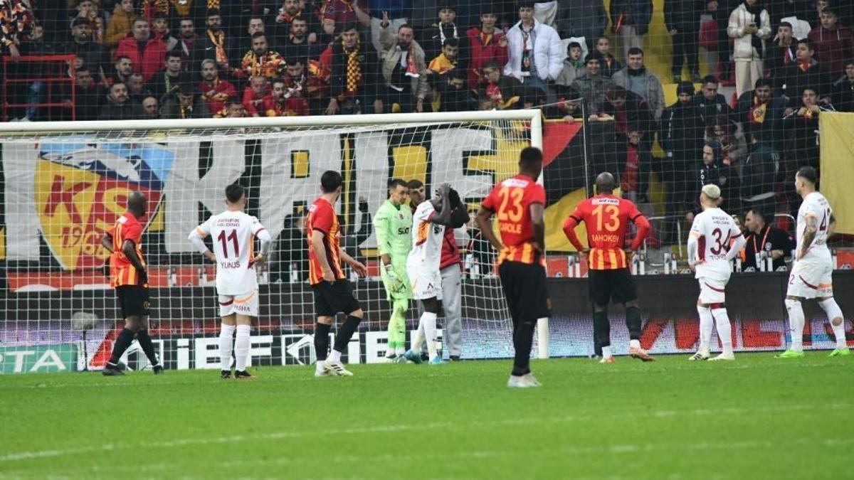 Kayserispor, evinde 3 sezon sonra Galatasaray'a mağlup oldu!