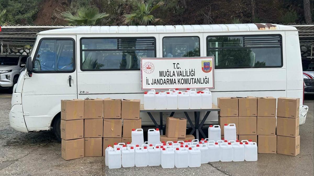 Muğla'da 300 litre kaçak etil alkol ele geçirildi