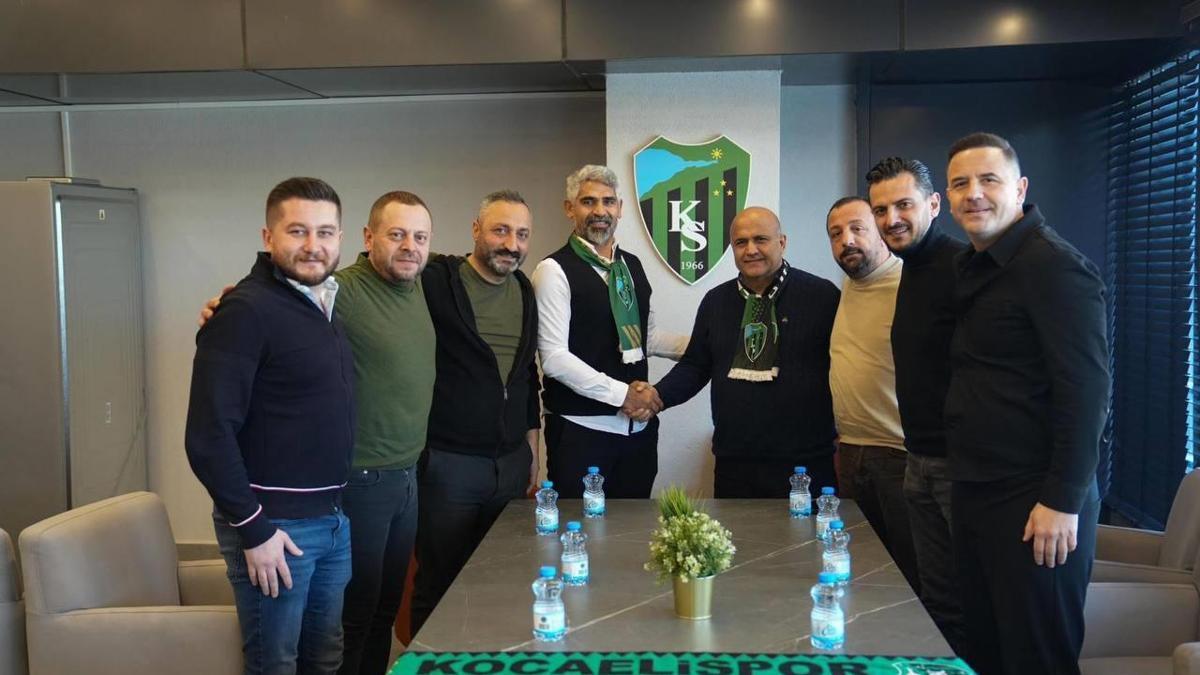 Kocaelispor, İsmet Taşdemir’e emanet