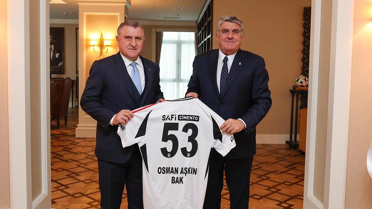 Beşiktaş Başkanı Serdal Adalı, Gençlik ve Spor Bakanı Osman Aşkın Bakı ziyaret etti