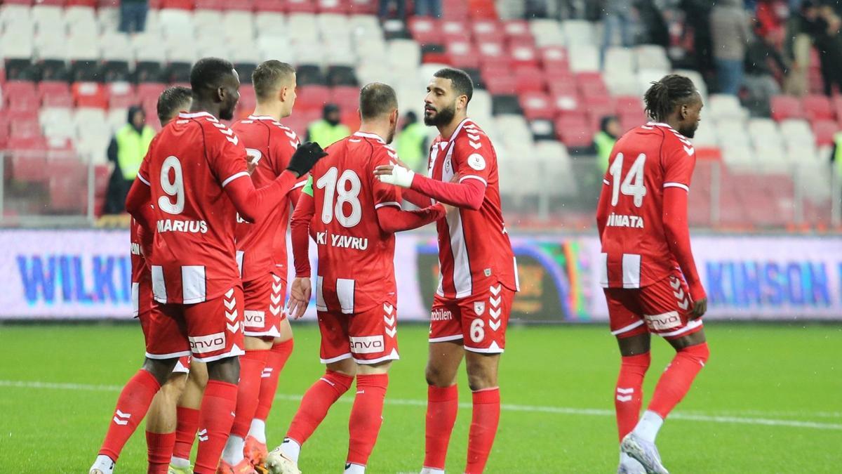 Samsunspor iç sahada çok farklı!