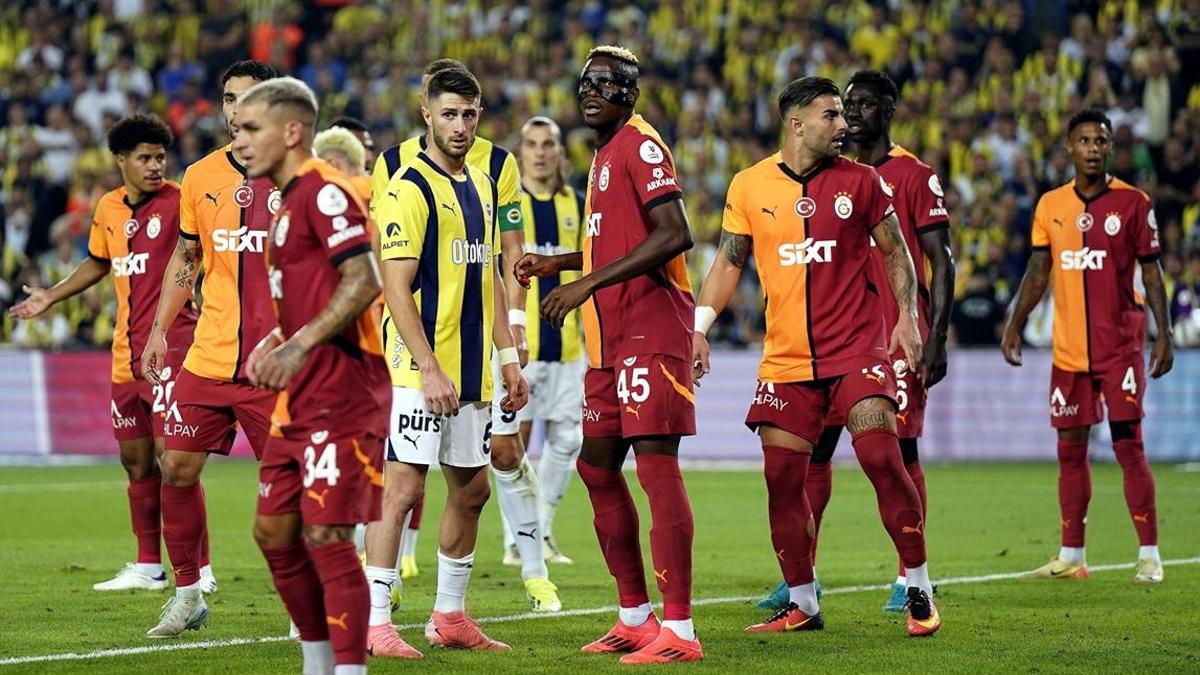 Galatasaray – Fenerbahçe derbisinde 17 futbolcu bir ilki yaşayabilir!
