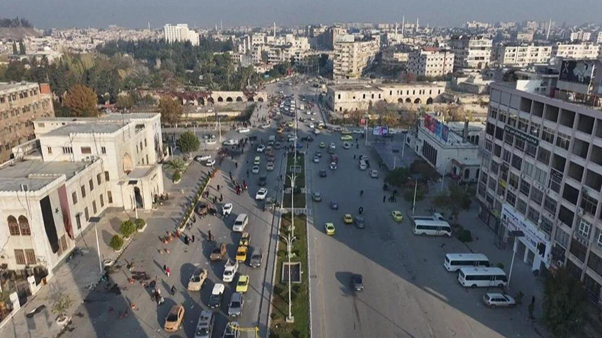 Suriye'de Yeni Anayasa Süreci: Gelecek İçin Umut Işığı mı, Yoksa Yeni Çatışma Tohumu mu?