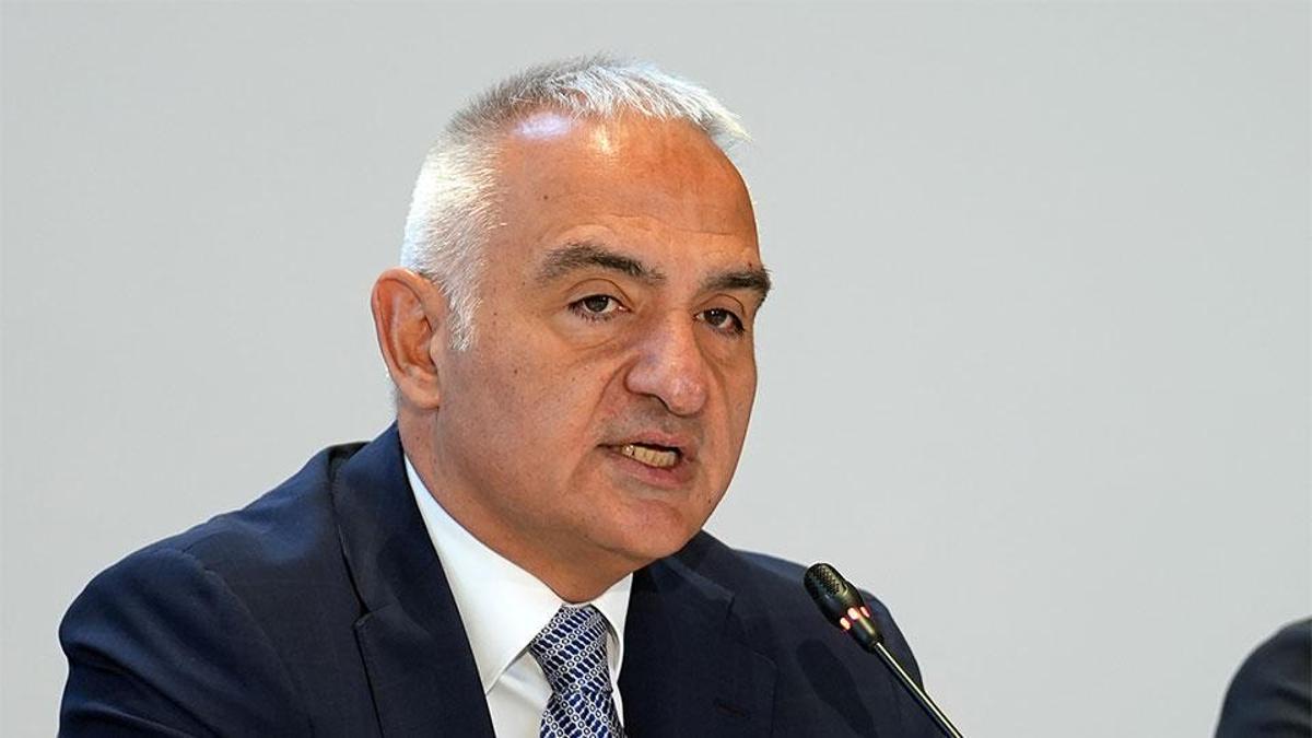 Gastronomi Mekanlarında Müzik Kullanımı İçin Yeni Çağ: Bakan Ersoy'dan Telif Hakları Devrimi!