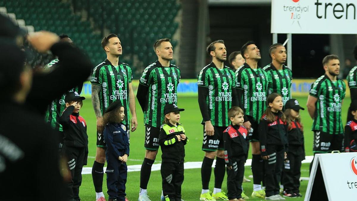 Son Dakika Spor Haberi | Kocaelispor, Yeni Malatyasporu çok farklı geçti