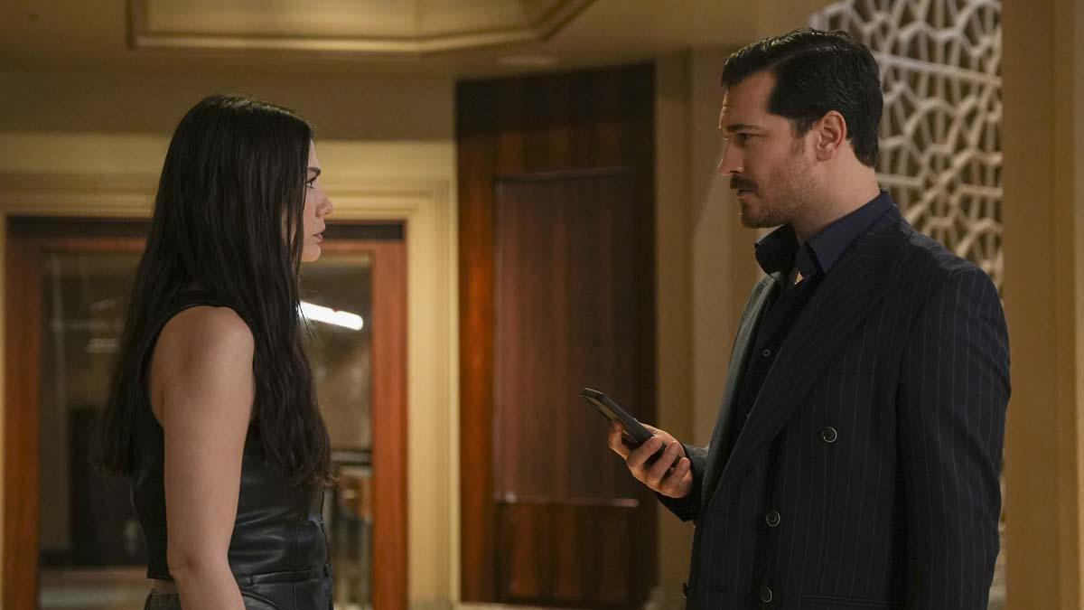 Kübra Ünlü yazdı! EŞREF TEK DİNÇERİ BOZGUNA UĞRATTI!