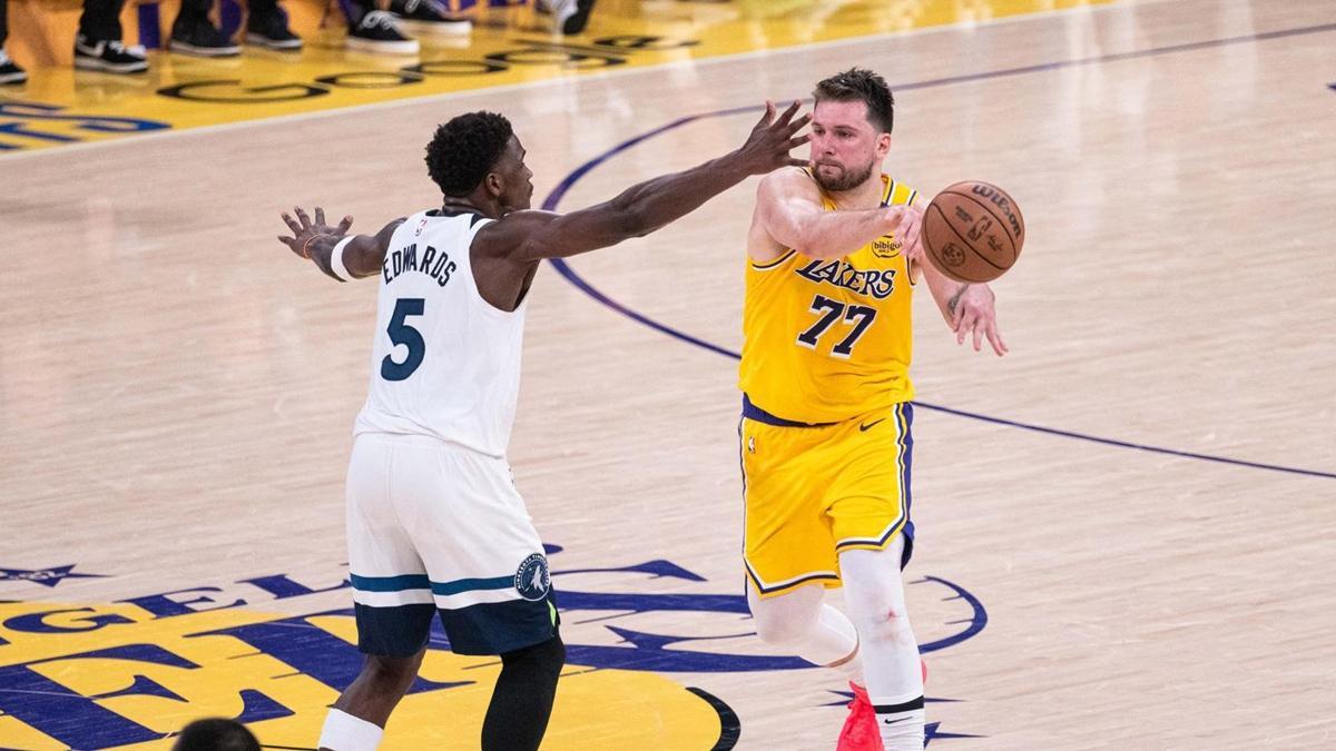 Anthony Edwards 43 sayıyla alev aldı! Lakers 3-1 geriye düştü…