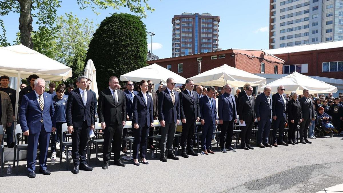 Fenerbahçe, kuruluş ve Atatürk’ün kulübü ziyaret edişinin yıl dönümünü kutladı