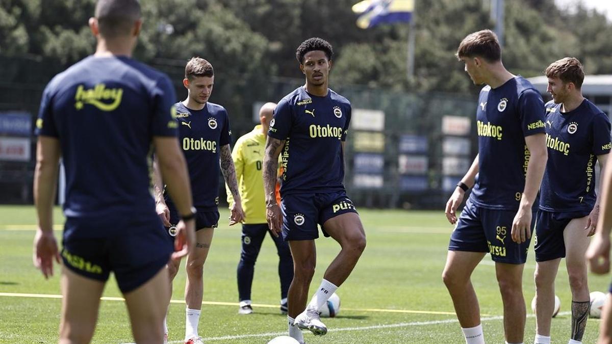 Fenerbahçe’de Jayden Oosterwolde müjdesi! – Futbol Haberleri