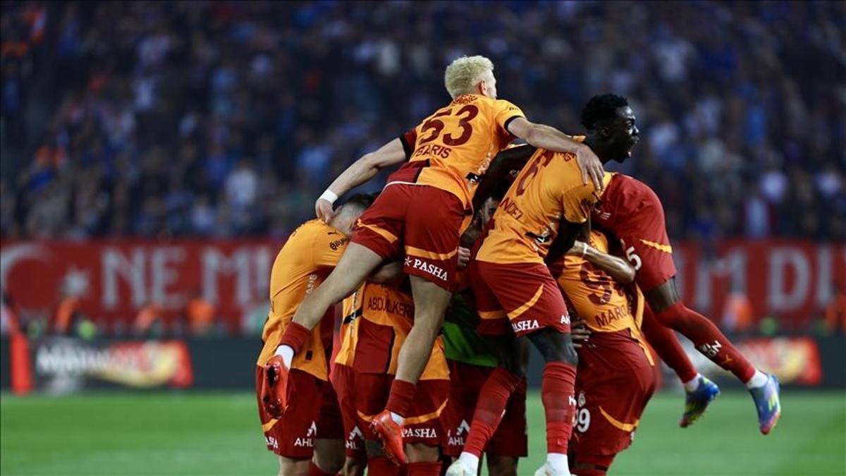 Galatasaray’da 5. yıldız için sahada: İşte Okan Buruk’un 11’i
