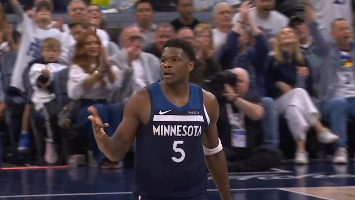 Timberwolves, NBA tarihine geçti! Bir play-off maçında en çok sayı atan takım oldular…