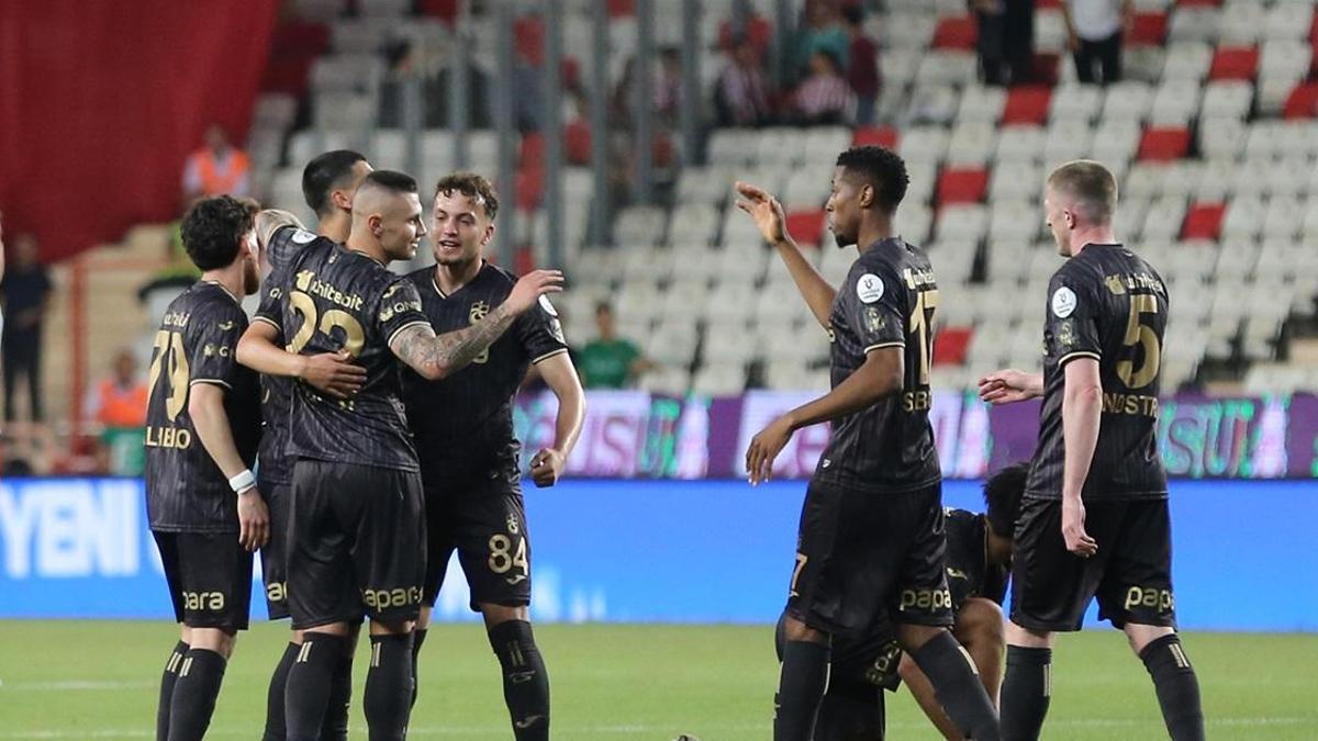 Son Dakika Spor Haberi | Trabzonspor, sezonu Antalyada kazanarak noktaladı