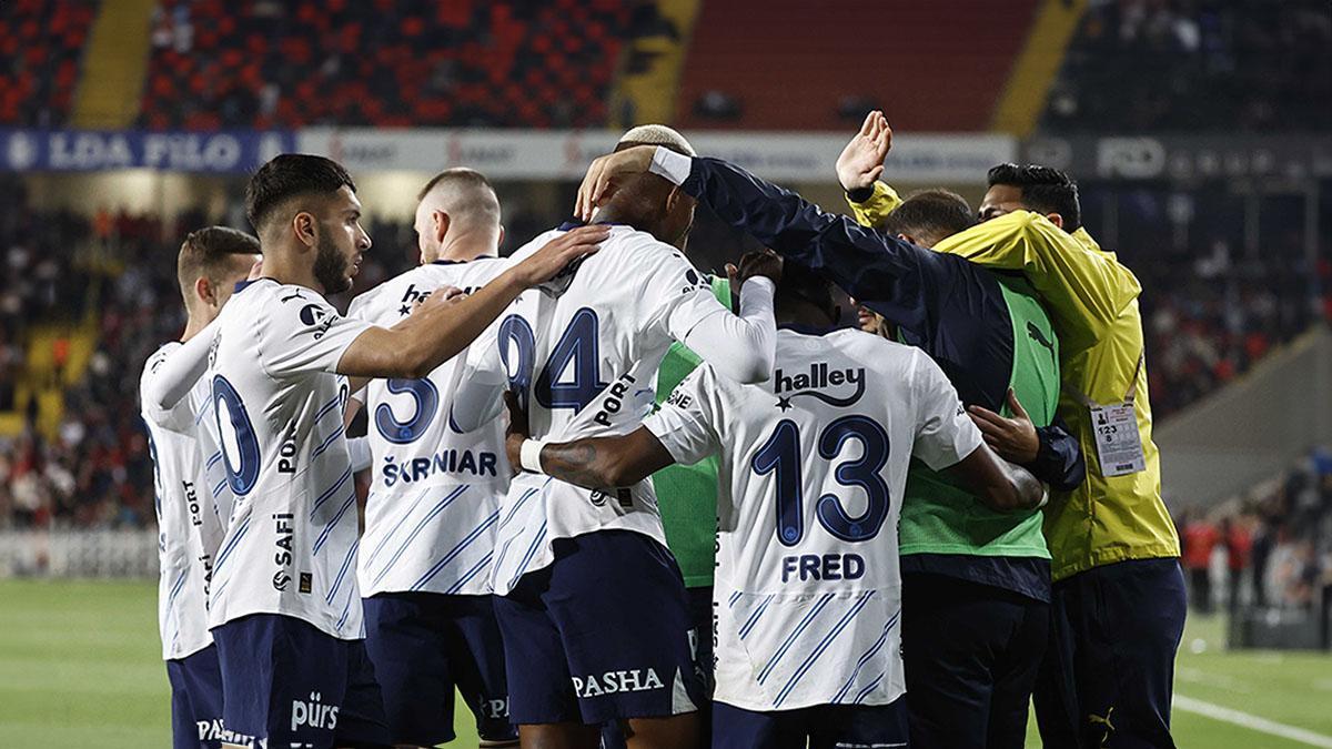 Fenerbahçe'de sezonun en fazla süre alan oyuncusu belli oldu