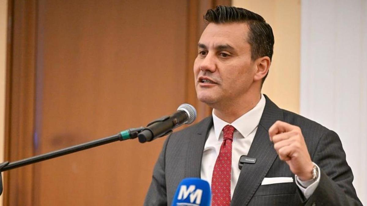 SON DAKİKA | Manisa Büyükşehir Belediye Başkanı Zeyrek'e elektrik çarptı!