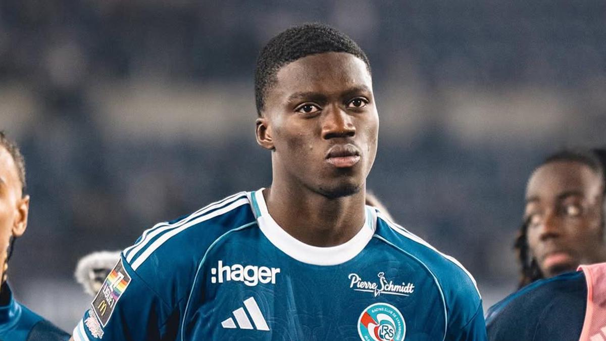 Chelsea, Mamadou Sarr transferini resmen duyurdu