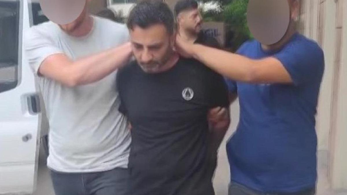 Firari katil 18 yıl sonra aynı yerde aynı polislere yakalandı