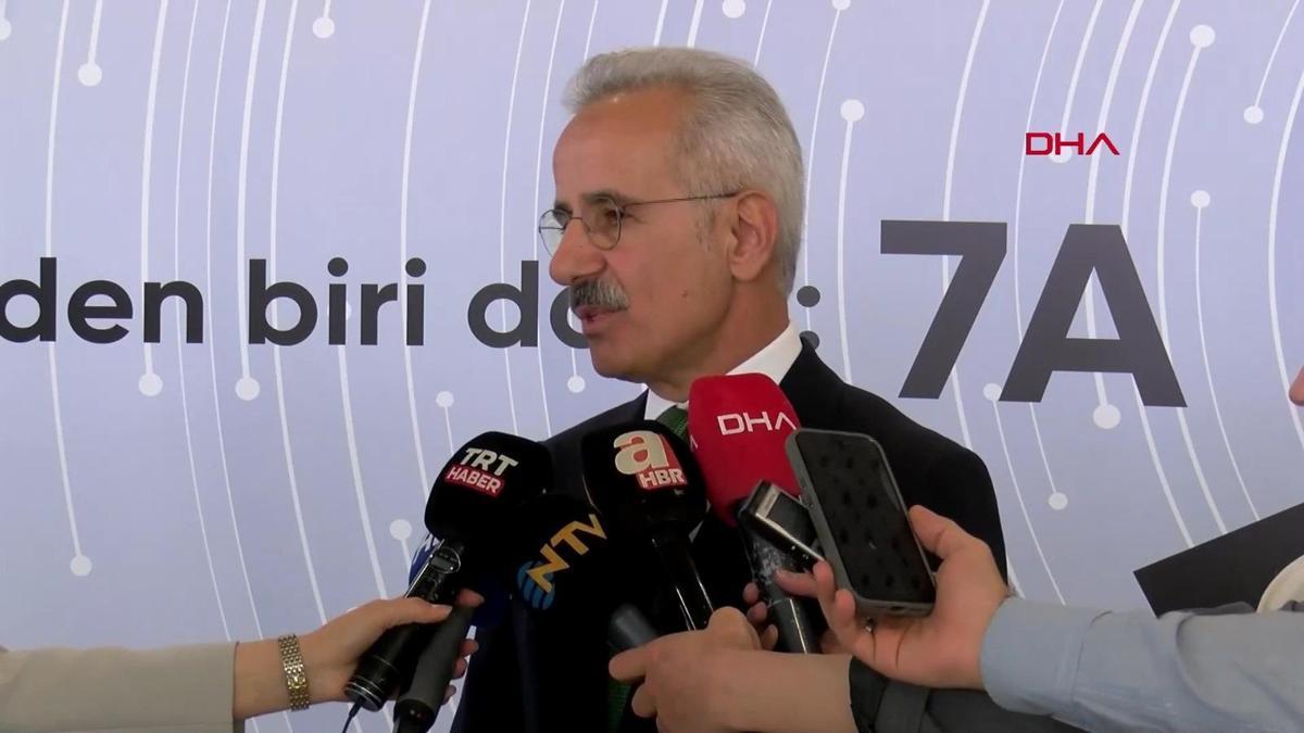 Bakan Abdülkadir Uraloğlu: Güvenli koridorlardan uçuşlar devam ediyor