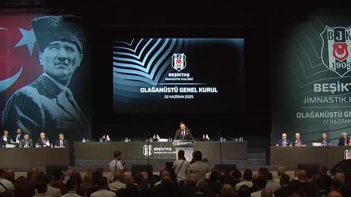 Beşiktaş’ta olağanüstü genel kurul toplantısı başladı