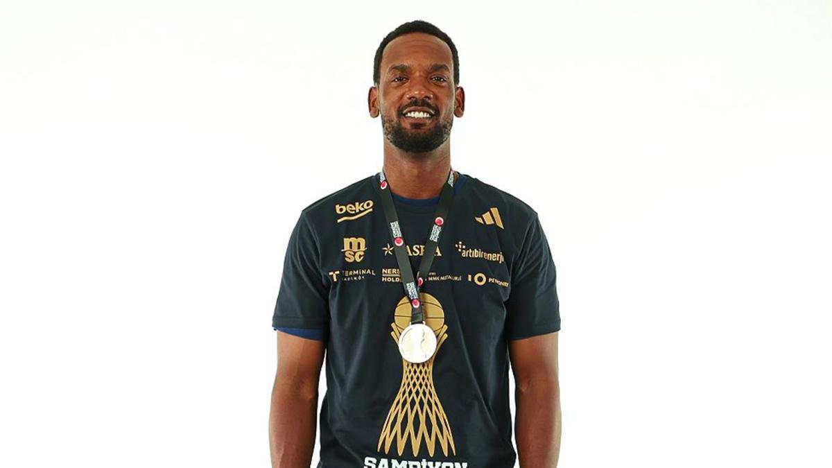 Fenerbahçe Beko’da bir ayrılık daha