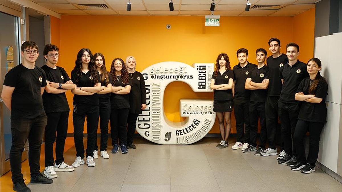 Demirören Medya ve Teknoloji Lisesi: Türkiye'de bir ilkler okulu