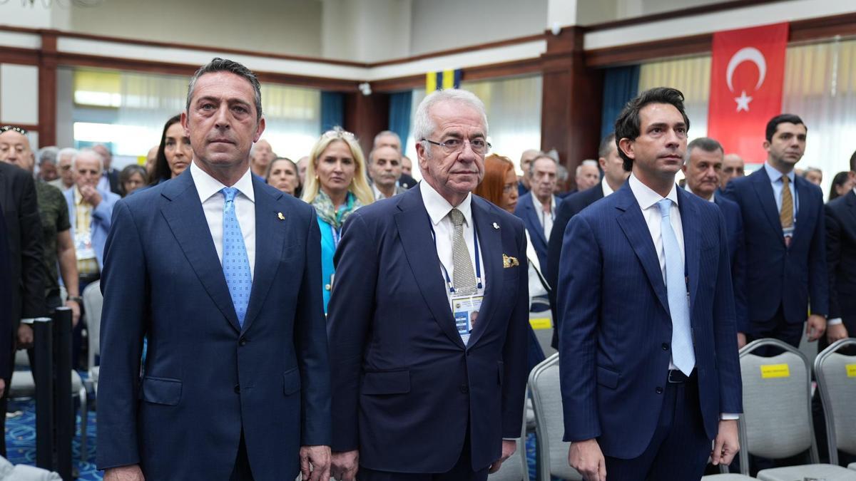 Fenerbahçe’de istifa! Yönetimde etkili bir isim görevi bıraktı…