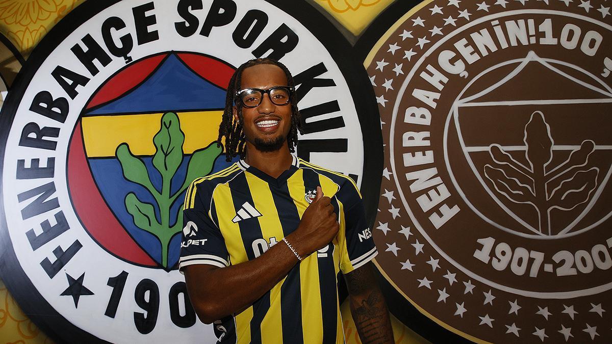 Archie Brown, Fenerbahçe tarihindeki dördüncü İngiliz futbolcu oldu