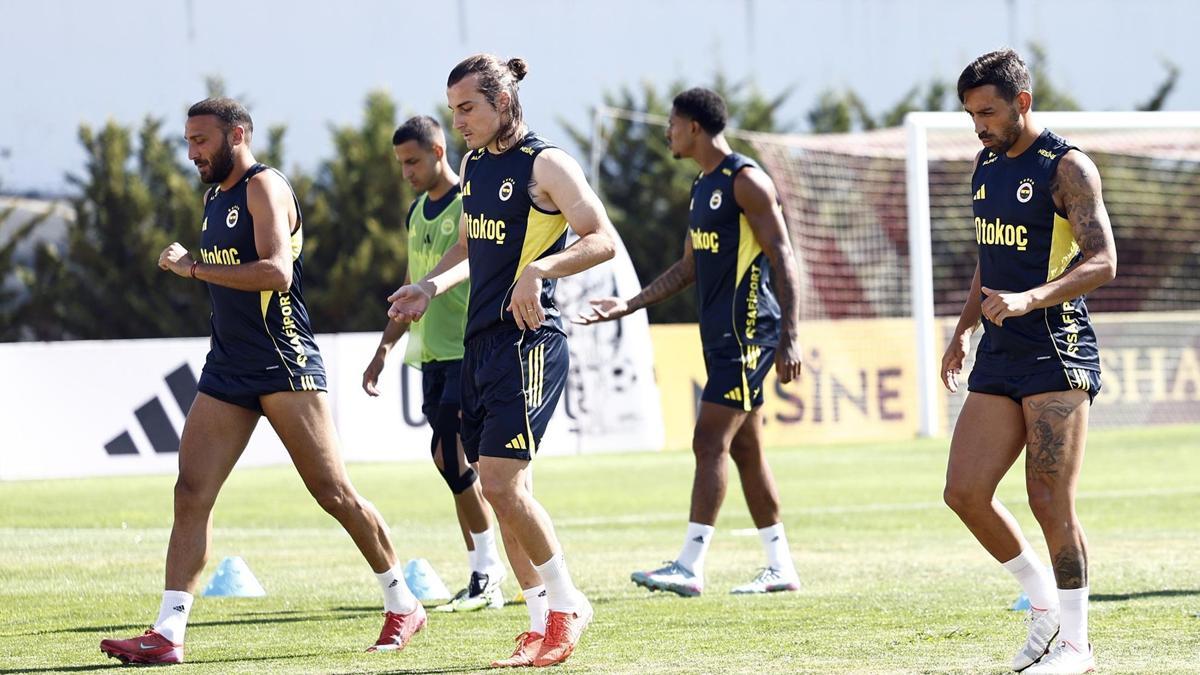 Fenerbahçe, Portekiz kampında sona yaklaşıyor