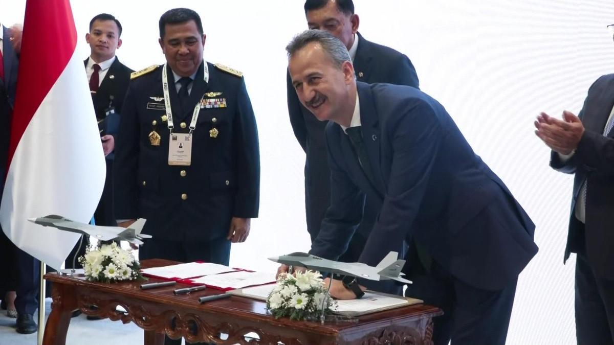 Milli Muahrip Uçak KAAN için tarihi gün: Endonezya'ya 48 KAAN satışı için imzalar atıldı