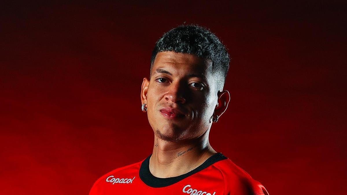 Athletico Paranaense, Beşiktaş’tan Elan Ricardo’yu kiraladı