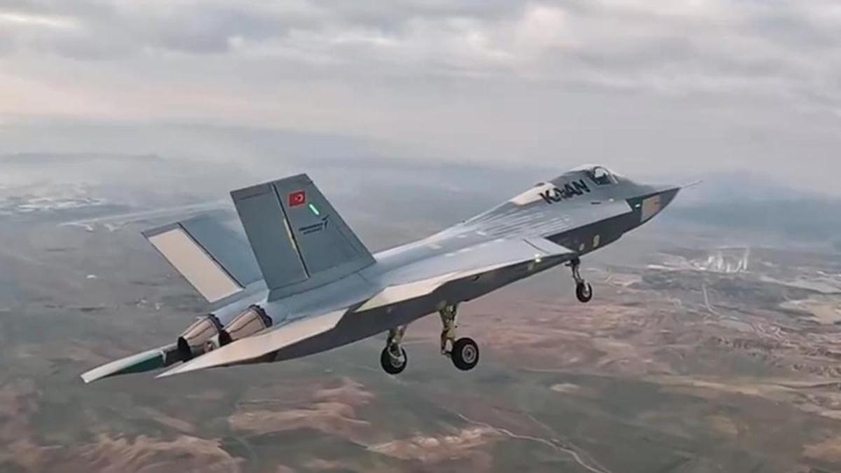 TÜRKİYE DÜNYADA DÖRDÜNCÜ ÜLKE! ABD basını KAAN'I yazdı | "Sadece bir uçak değil Türkiye'nin jeopolitik mesajı''