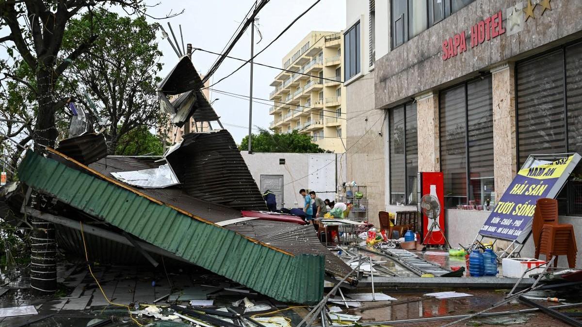 Vietnam'ı vuran Kajiki Tayfunu'nda 4 can kaybı