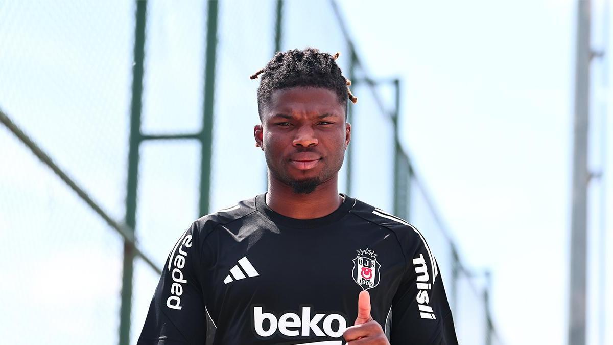 Beşiktaş’a El Bilal Toure’den iyi haber