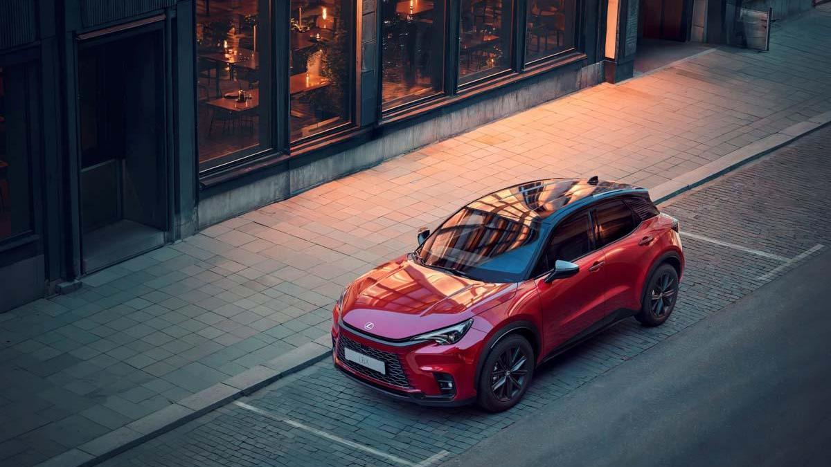Lexus, LBXin Limitli Yeni Versiyonu yolları çıktı