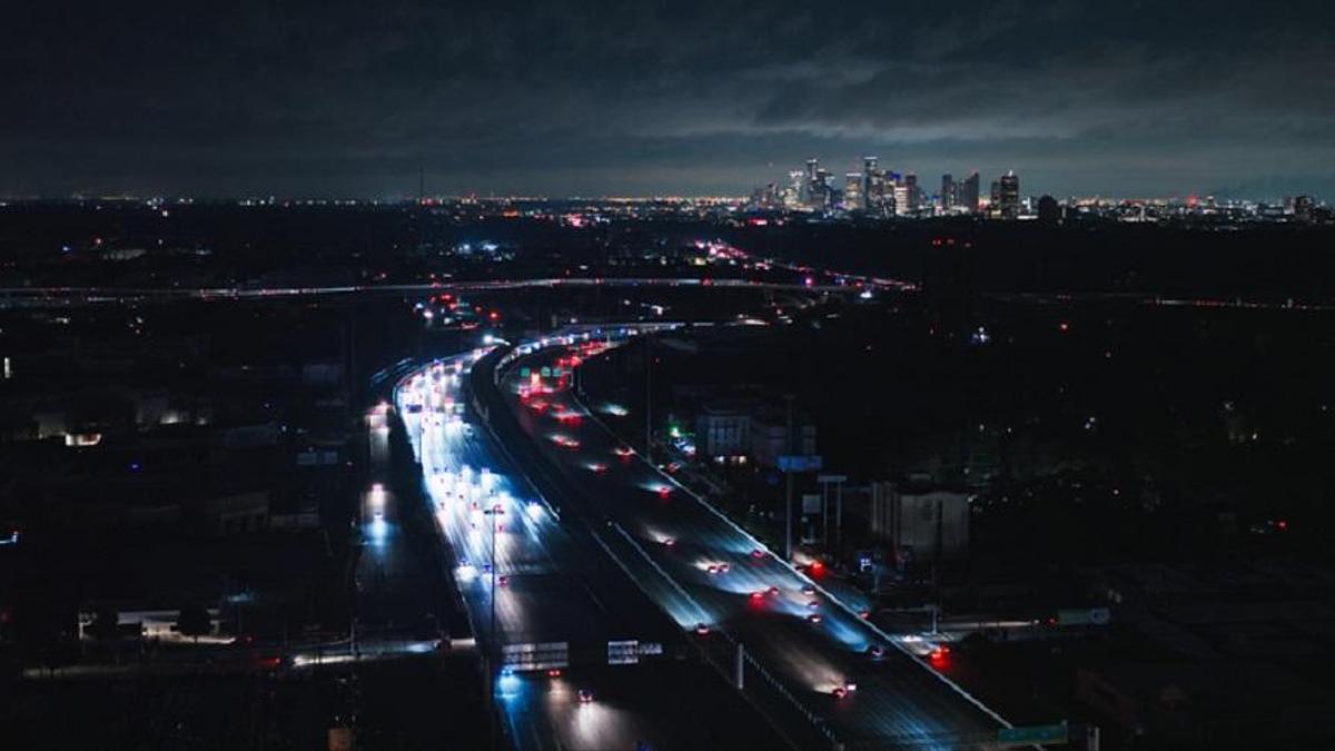 Dünya çapında kesintilerin nedeni ne?