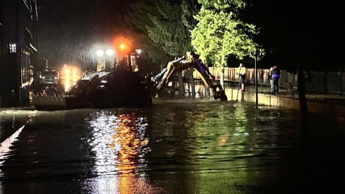 Orduda sağanak alarmı! Fatsa ve Kumruda sokaklar göle döndü