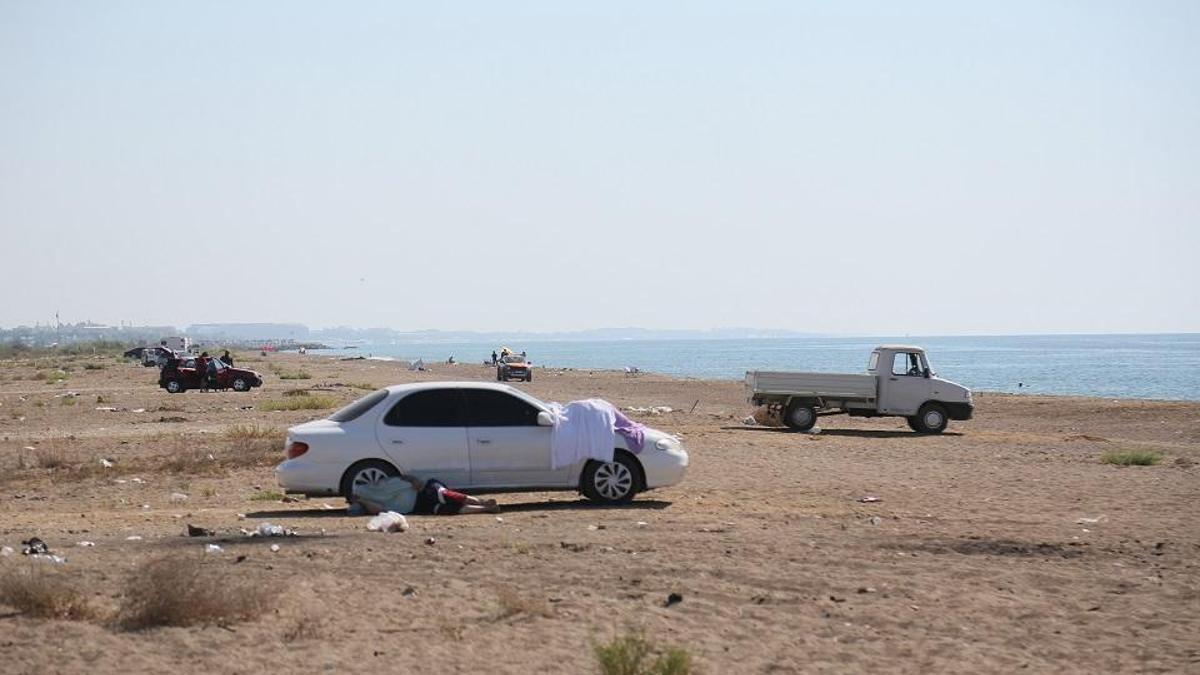 Kumköy sahilinde yine 'çöp manzarası'