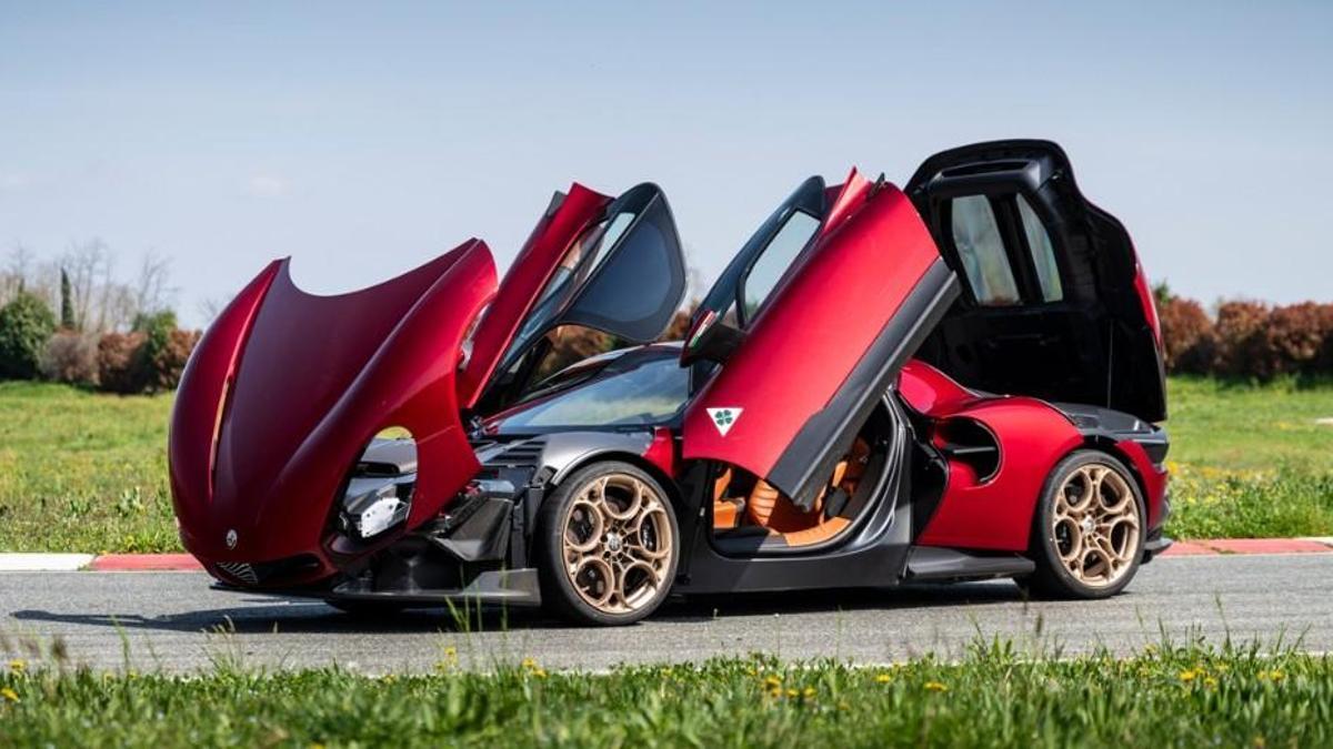 Alfa 33 Stradale Amerika'da gözüktü