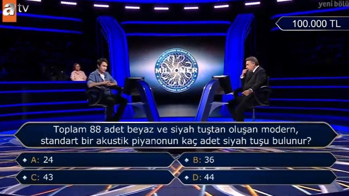 Toplam 88 adet beyaz ve siyah tuştan oluşan modern, standart bir akustik piyanonun kaç adet siyah tuşu bulunur?