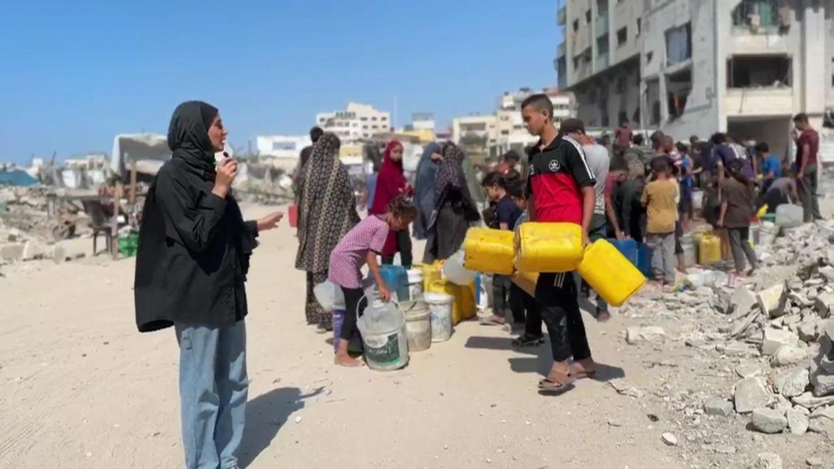 Gazzeden CNN TÜRK'e özel görüntü: 'Nereye gideceğimizi ne yapacağımızı bilmiyoruz