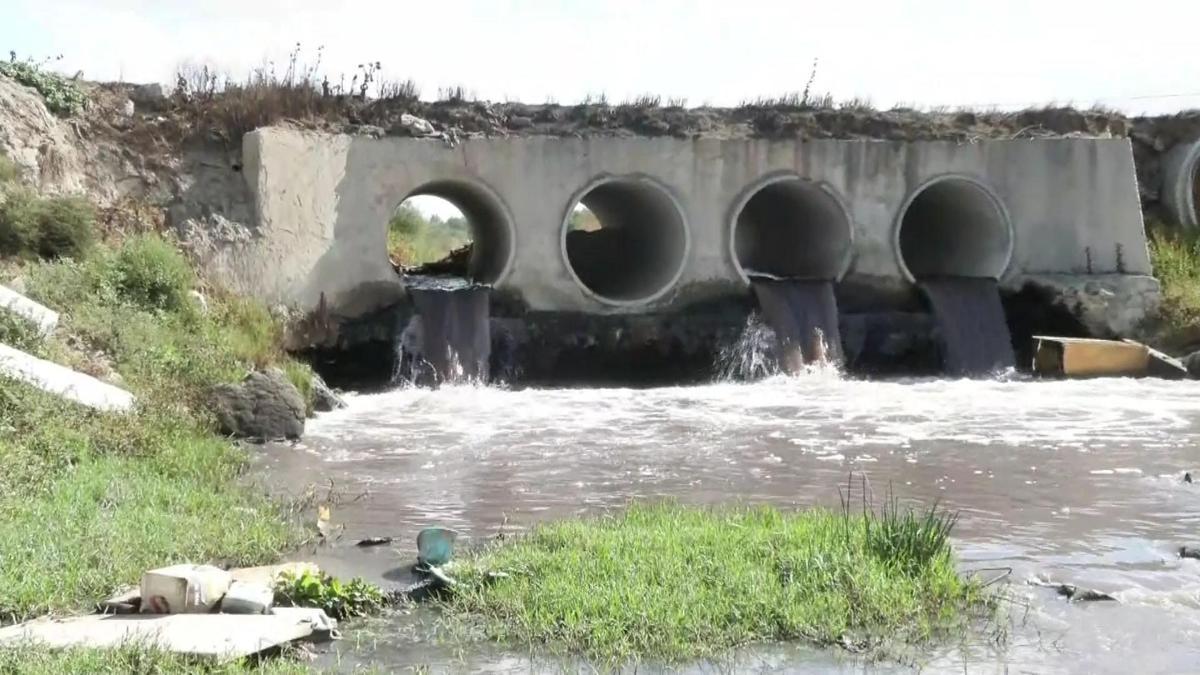 Çorlu Deresi simsiyah akıyor! Koku Tekirdağlıları isyan ettirdi
