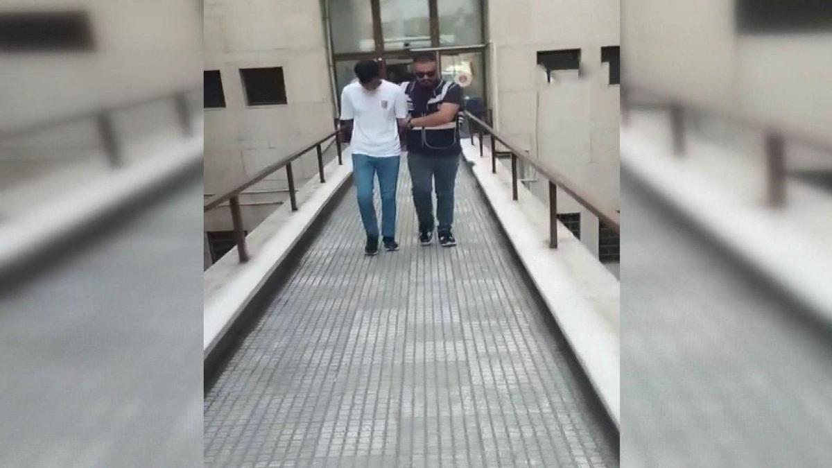 15 yıl hapis cezalı firari Bursada yakalandı! Polisten kaçmak için ölü taklidi yaptı,