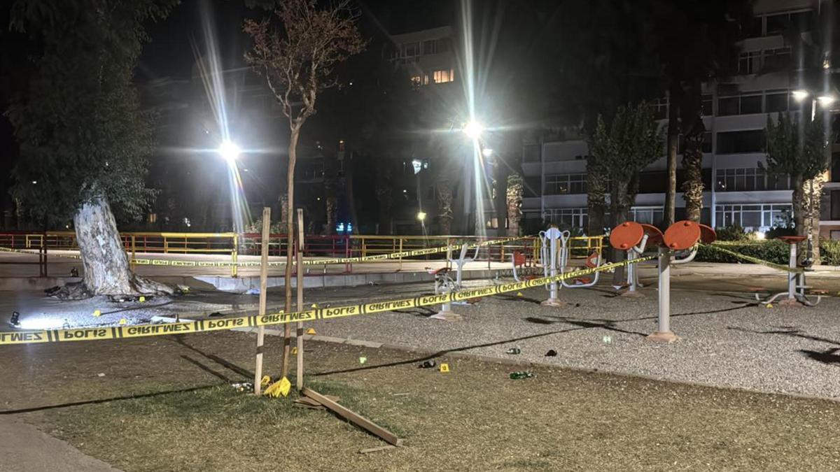 İzmir'de iki grup arasında silahlı kavga: 1 ölü, 6 yaralı