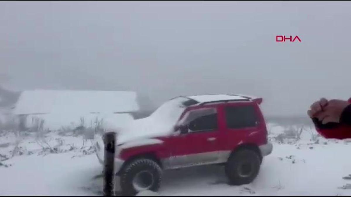 Ardahan'ın yüksek kesimleri beyaza büründü