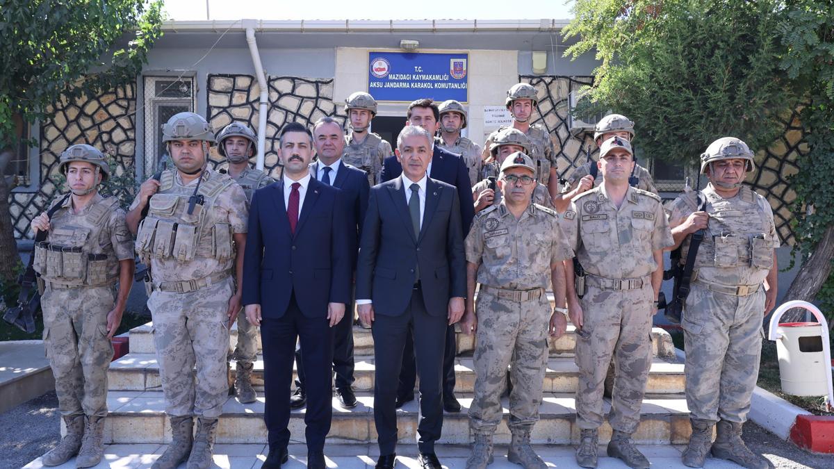 Mardin Valisi Tuncay Akkoyun, Mazıdağı ilçesinde ziyaretlerde bulundu