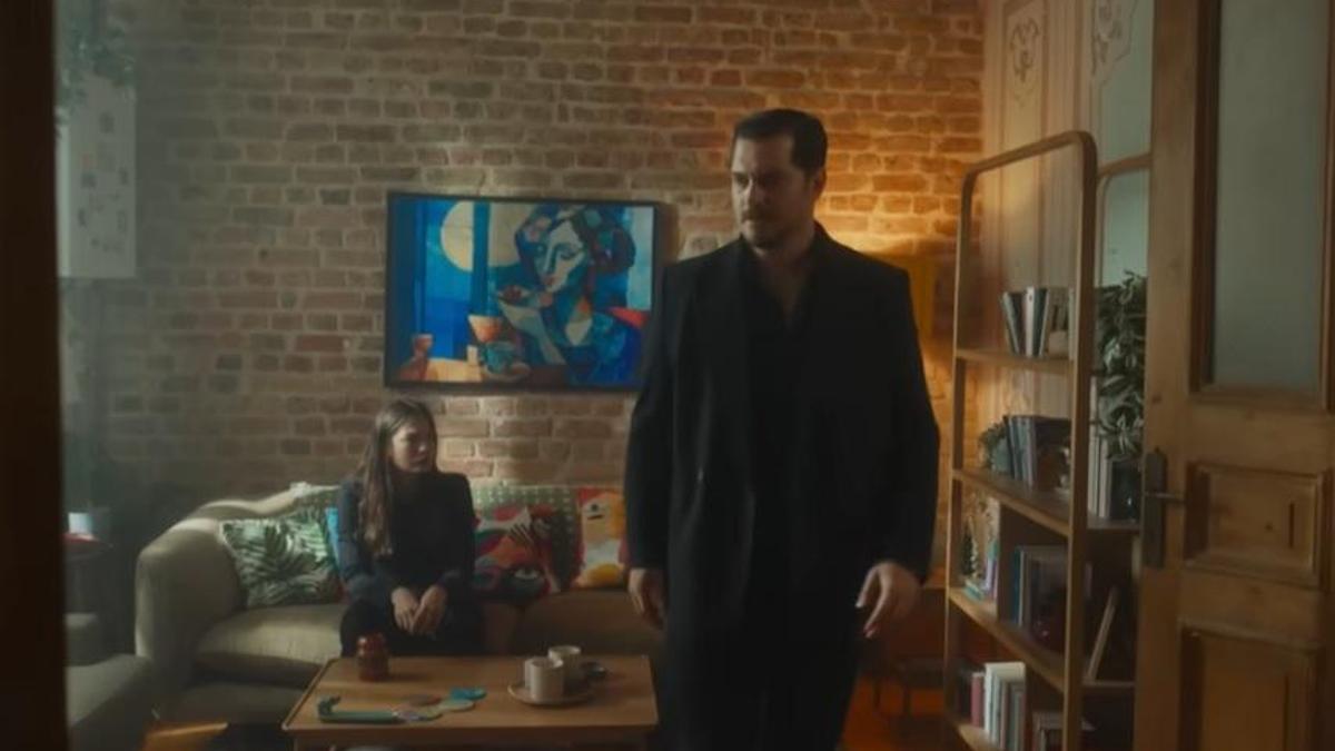 Eşref Rüya 16. bölüm fragmanı yayınlandı mı? Eşref ve Nisan aşkında Gelecek Hafta neler olacak? Önümüzdeki bölüm fragmanı YouTube’ta!