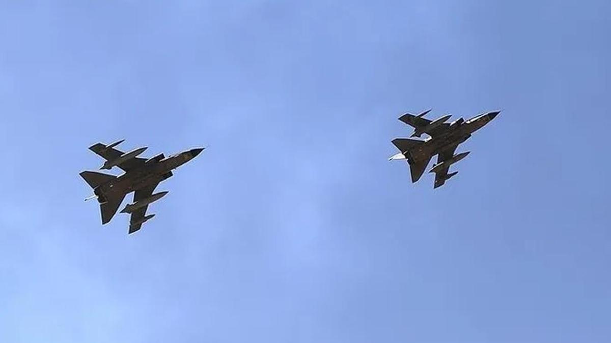 Alaska'da ABD-Rusya gerilimi! Rus savaş uçaklarına karşı havalandı