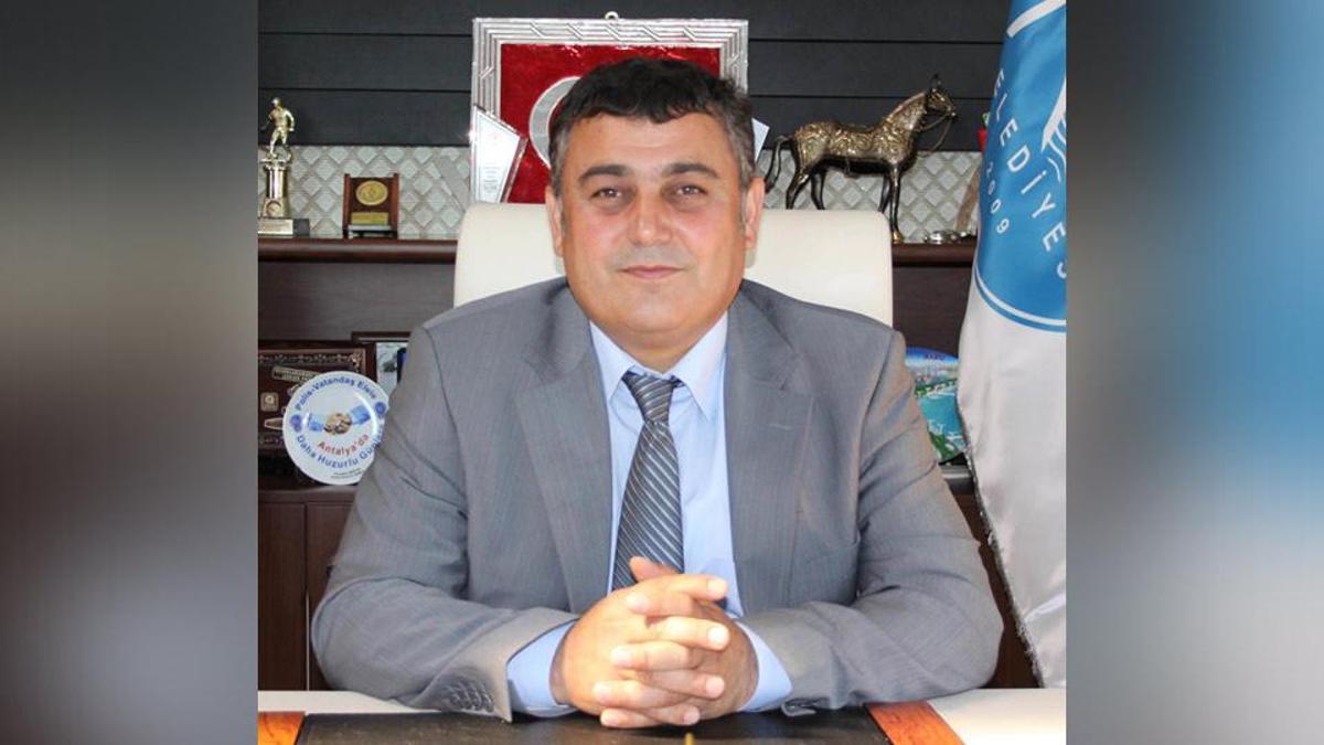 Aksu Belediye Başkanı Yıldırım, CHP'den istifa etti