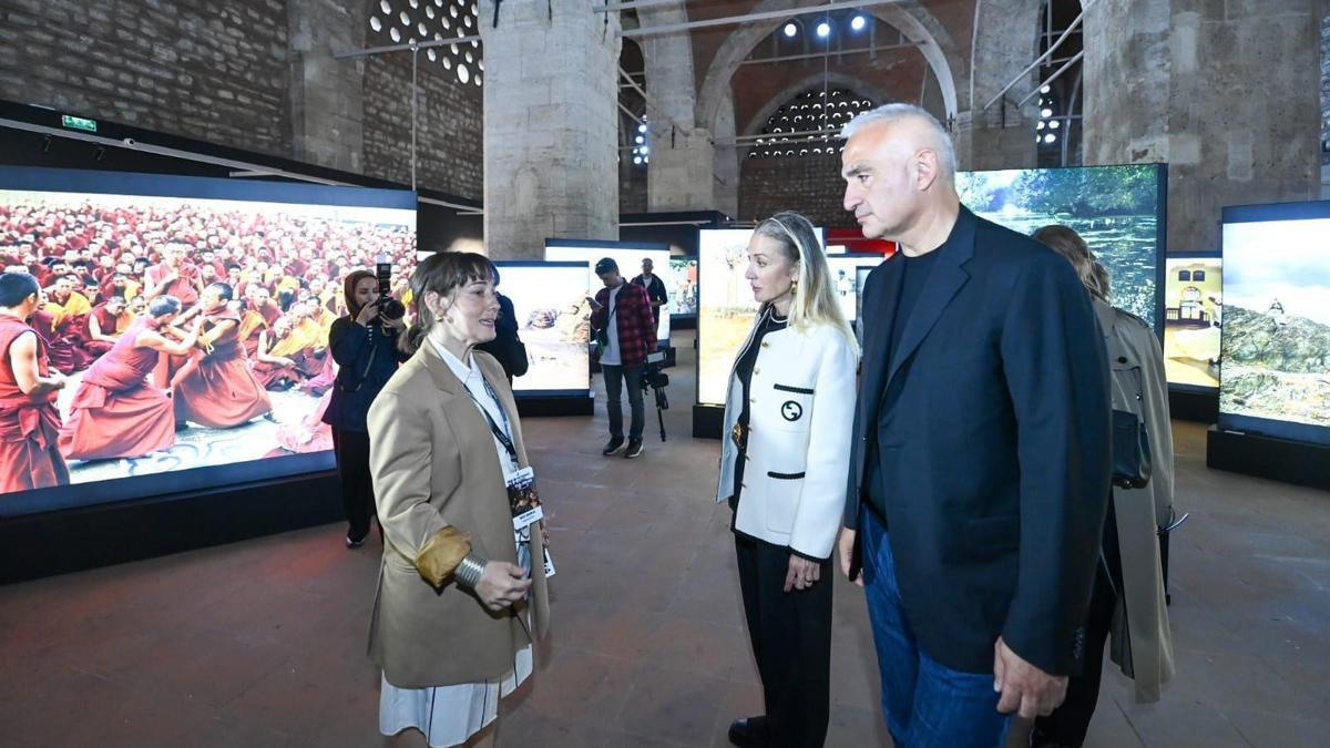 Kültür ve Turizm Bakanı Mehmet Nuri Ersoy, Beyoğlu…